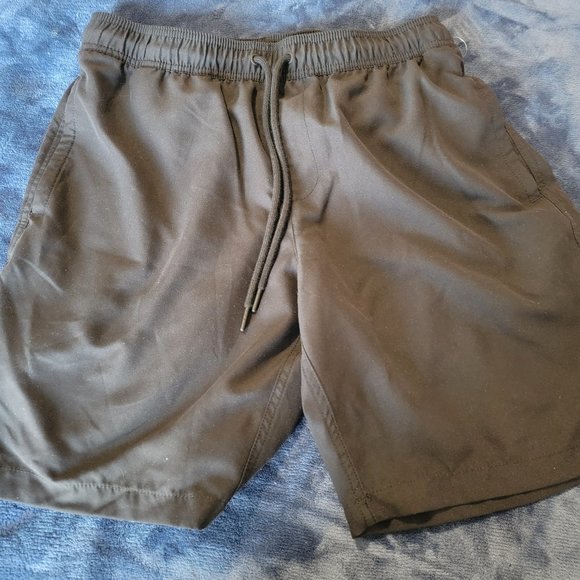 Men's Amazon Essentials swim trunks, black, M - Picture 1 of 5